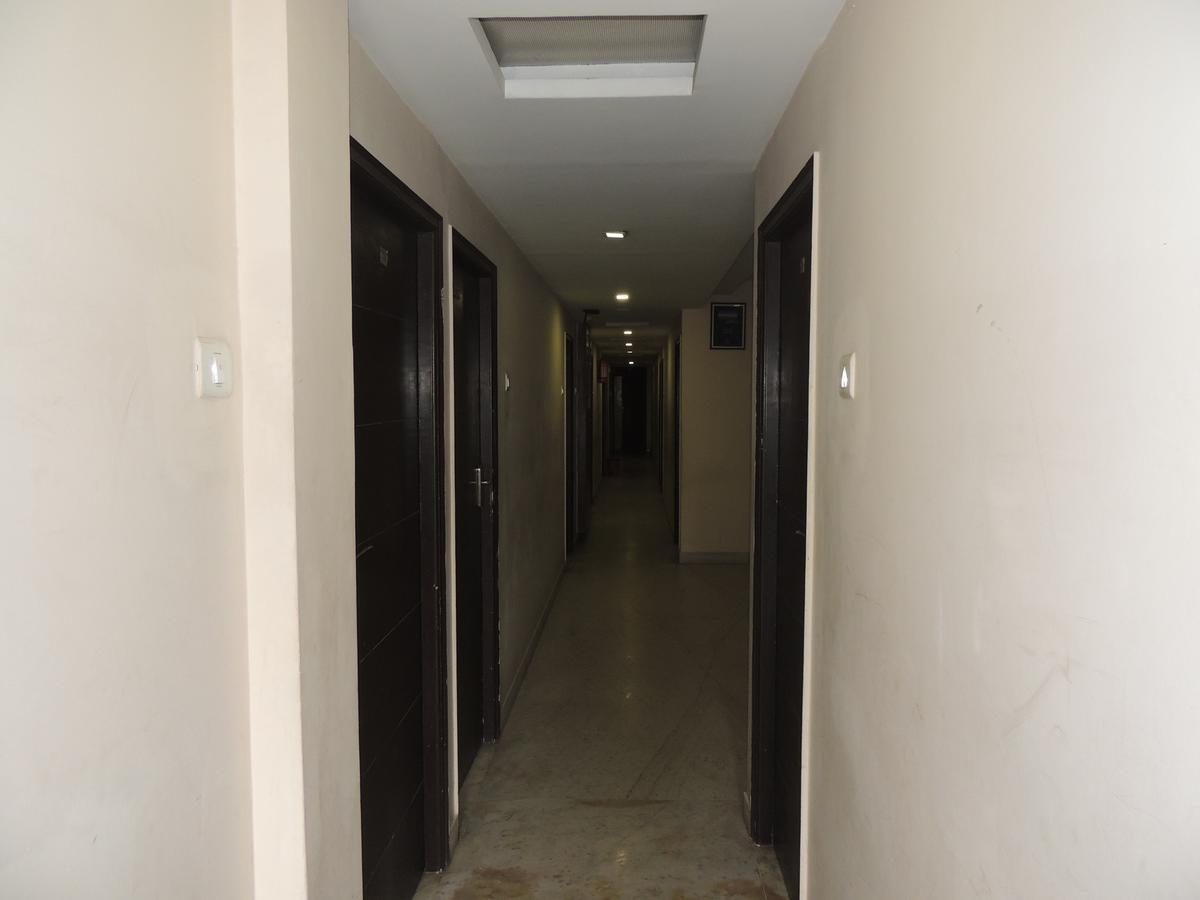 Gate Way Rooms Chennai Esterno foto